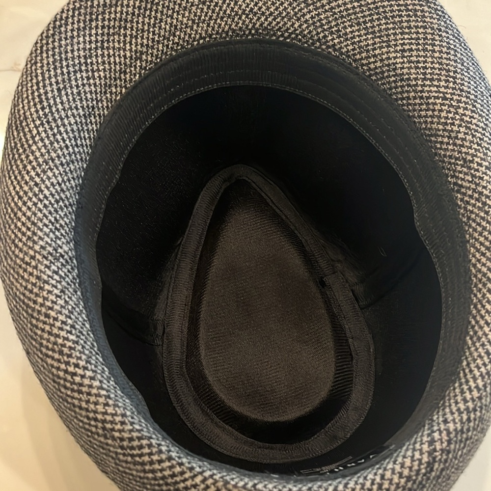 Men’s Van Heusen Fedora Black and Gray Tweed. Has headband. Like new. ML-MG - Picture 7 of 11